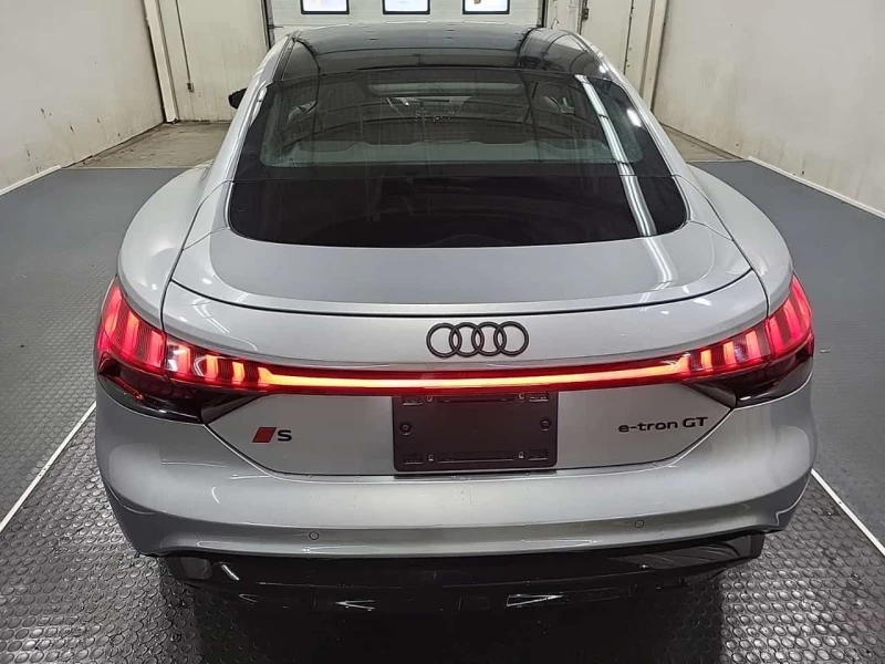 Audi E-Tron GT TECHNIK /B&O/360/DIS/PANO/NAVI/LANE ASSIST, снимка 7 - Автомобили и джипове - 53560791