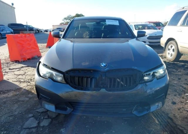 BMW 330, снимка 9 - Автомобили и джипове - 48808539