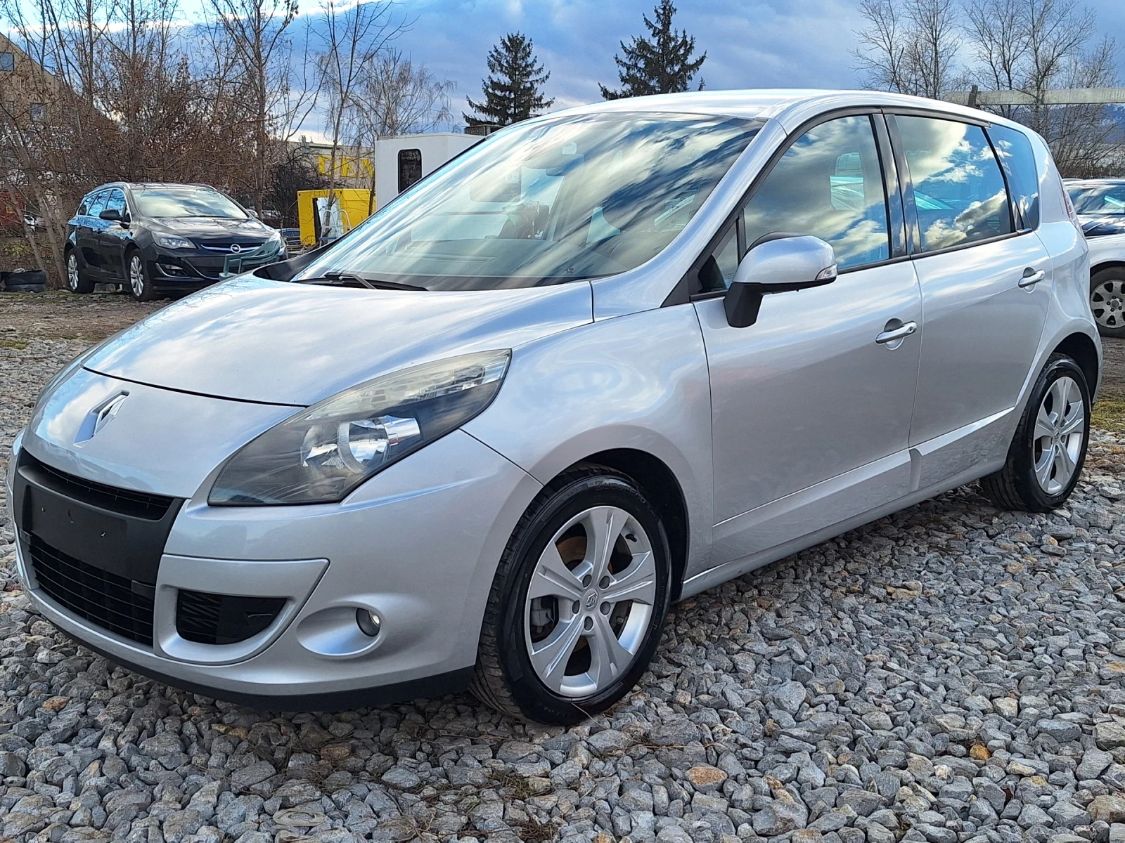 Renault Scenic 1.9DCI* NAVI* KEYLESS* X-MOD, снимка 1