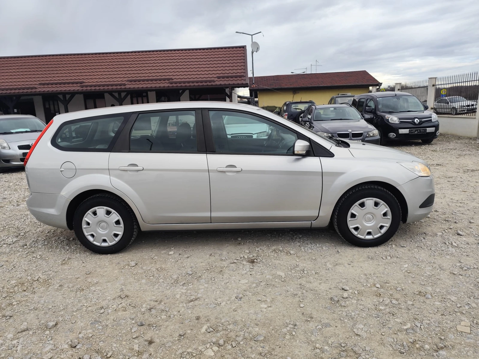 Ford Focus 1.6 дизел - изображение 4