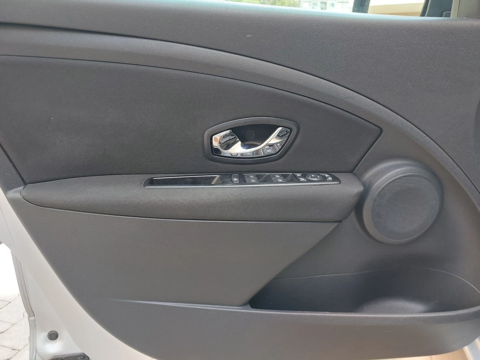 Renault Fluence 1.5 dci - изображение 9