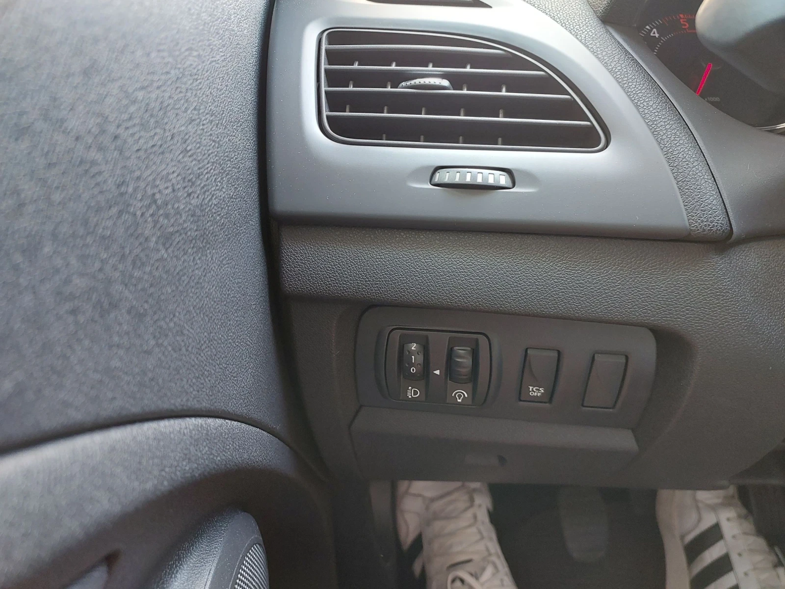 Renault Fluence 1.5 dci | Mobile.bg — изображение 14