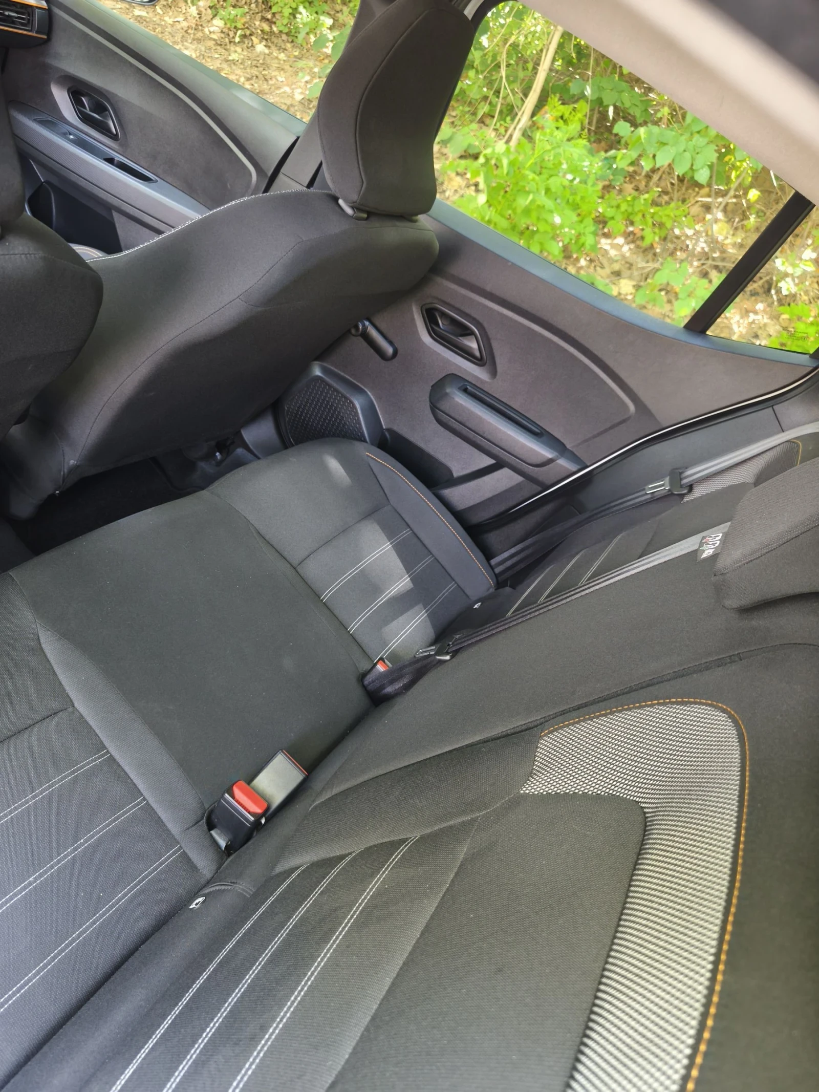 Dacia Sandero | Mobile.bg   13