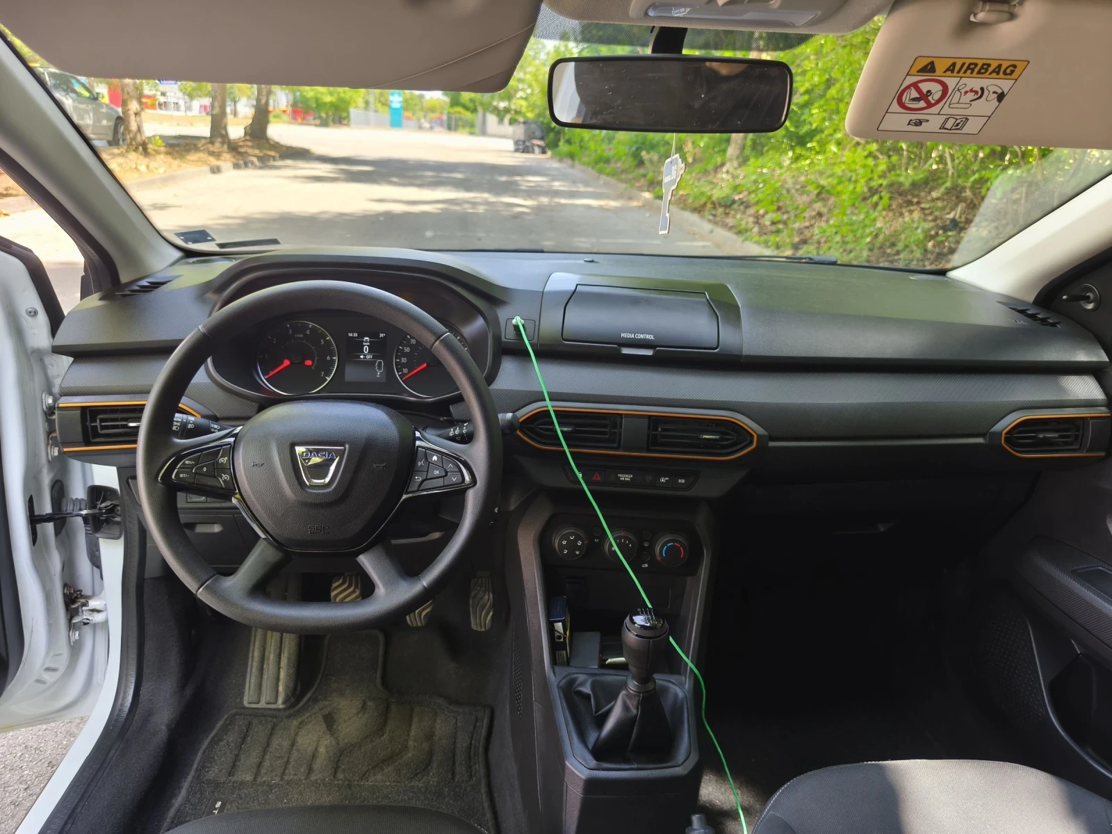 Dacia Sandero | Mobile.bg   11