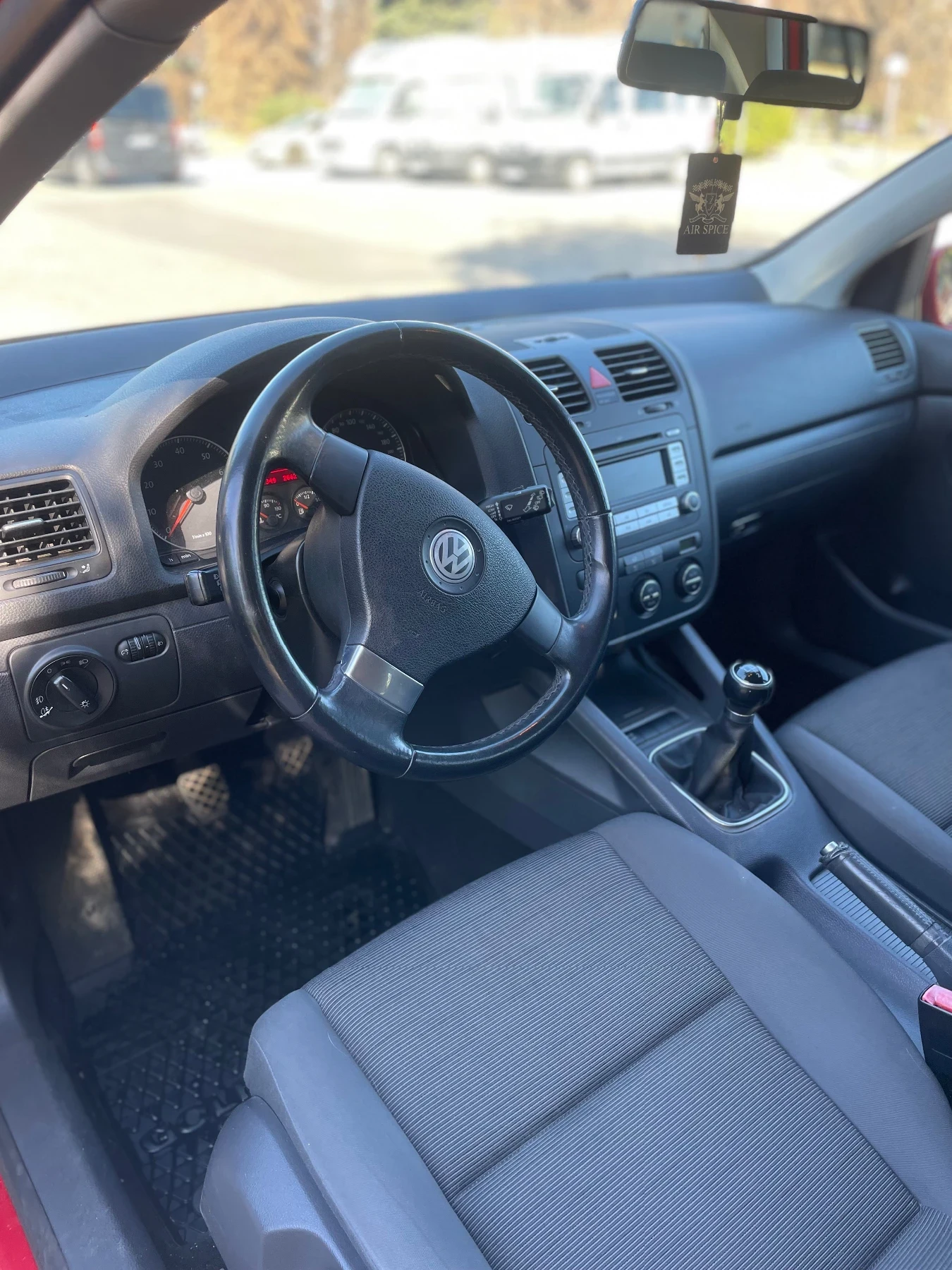 VW Golf, снимка 13 - Автомобили и джипове - 54184596