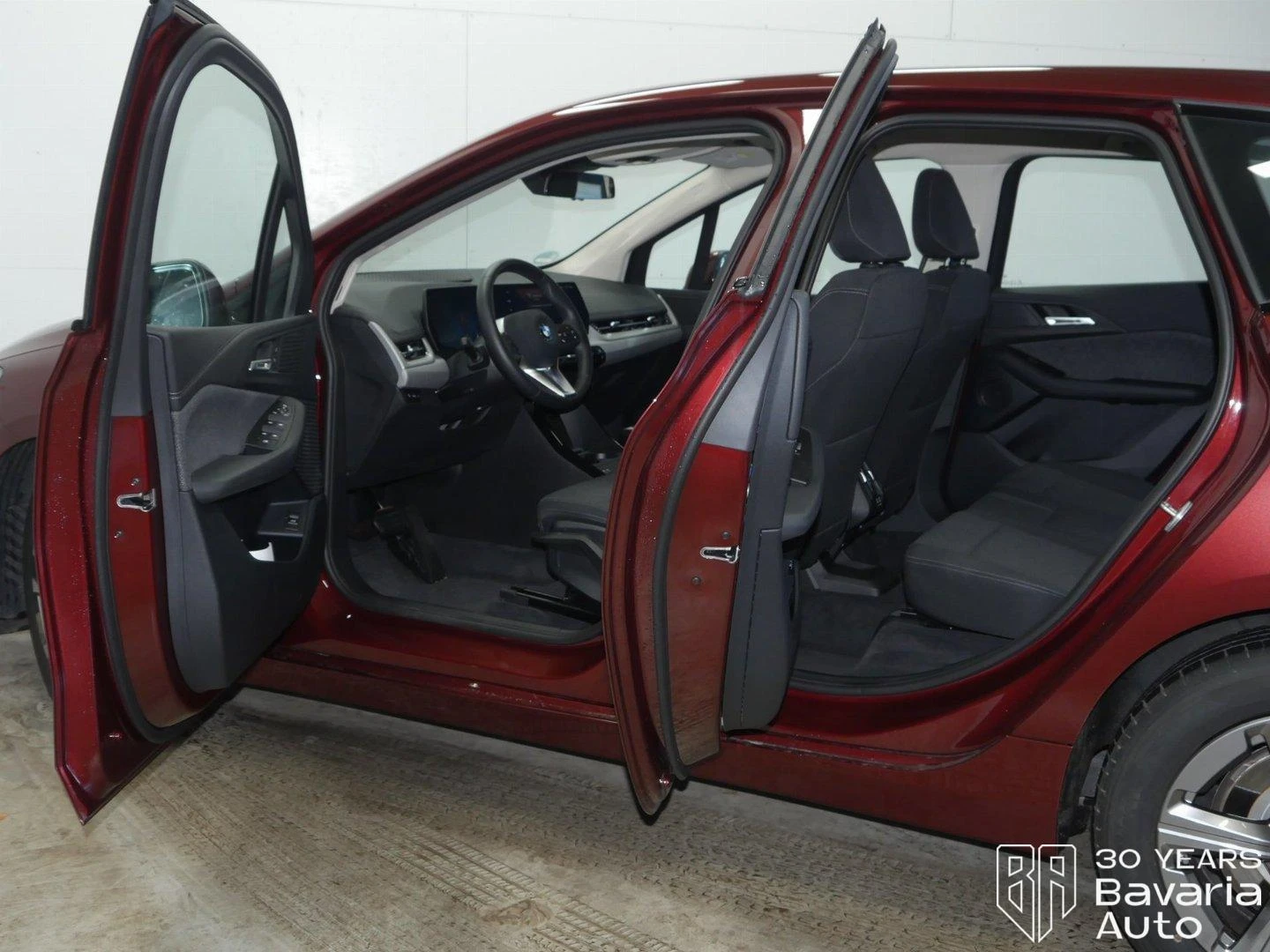 BMW 220 i Active Tourer Steptronic | Mobile.bg   5