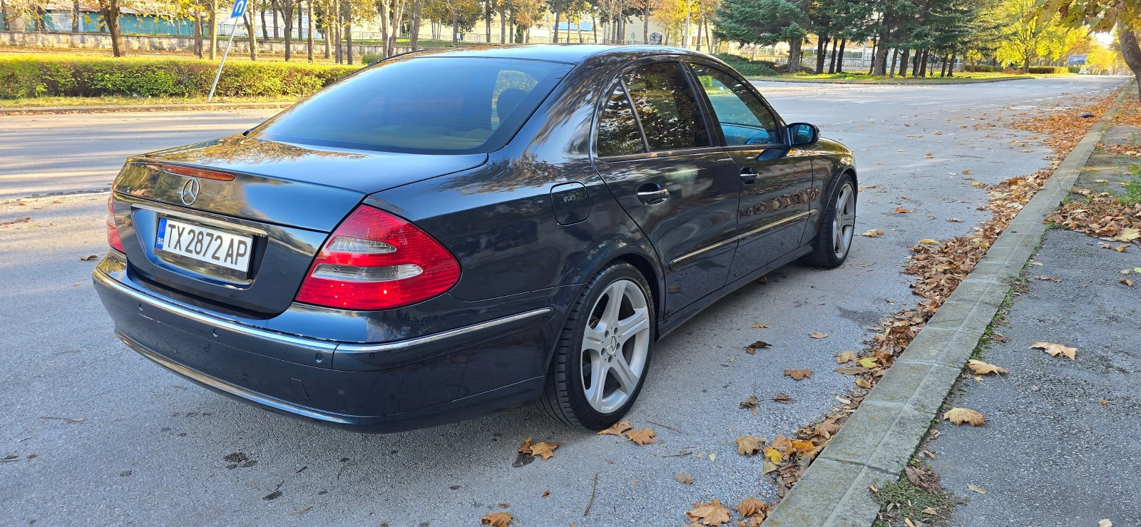 Mercedes-Benz E 320 CDI AVANTGARDE - изображение 3