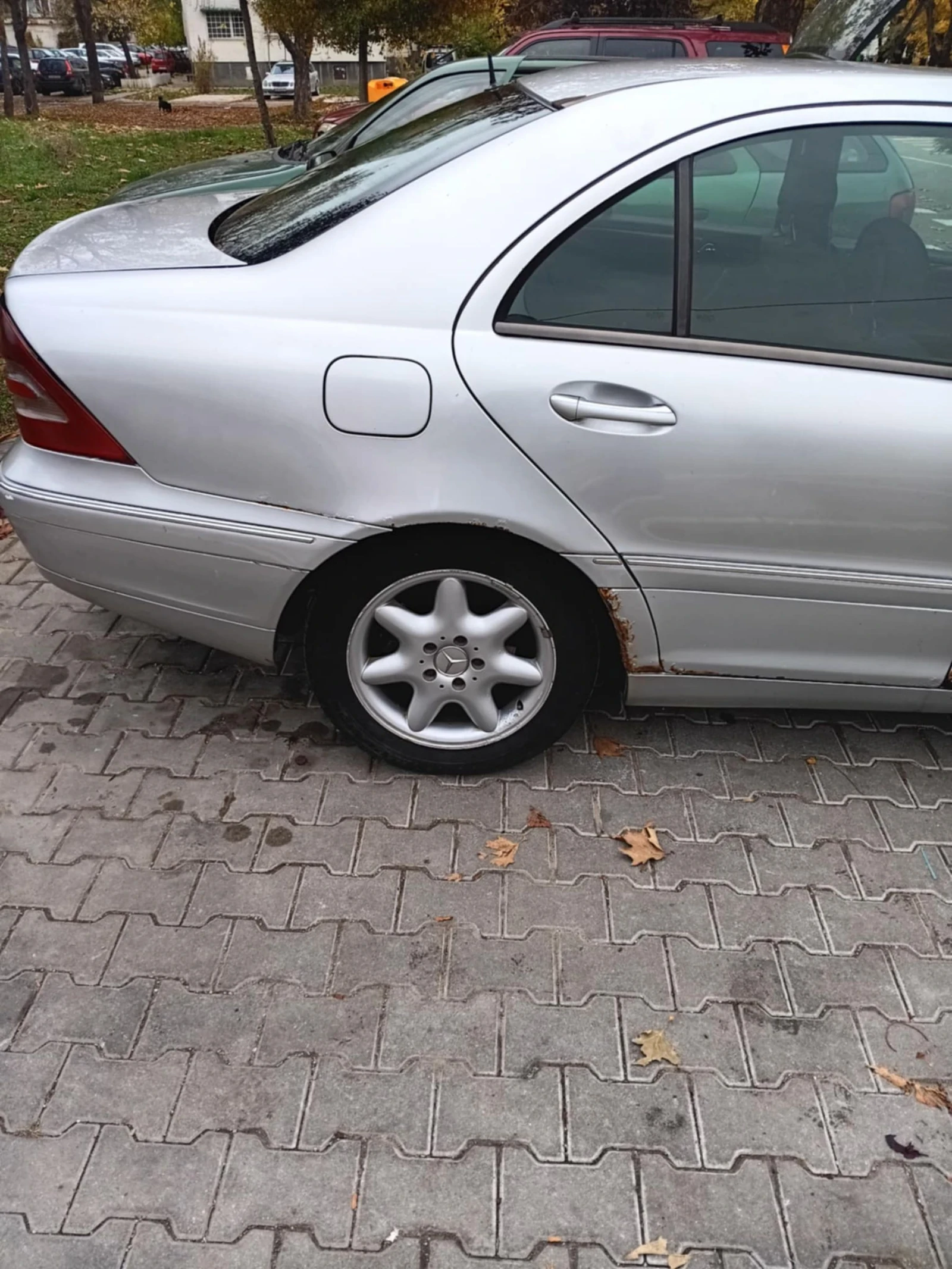 Mercedes-Benz C 270 2.7  | Mobile.bg   4