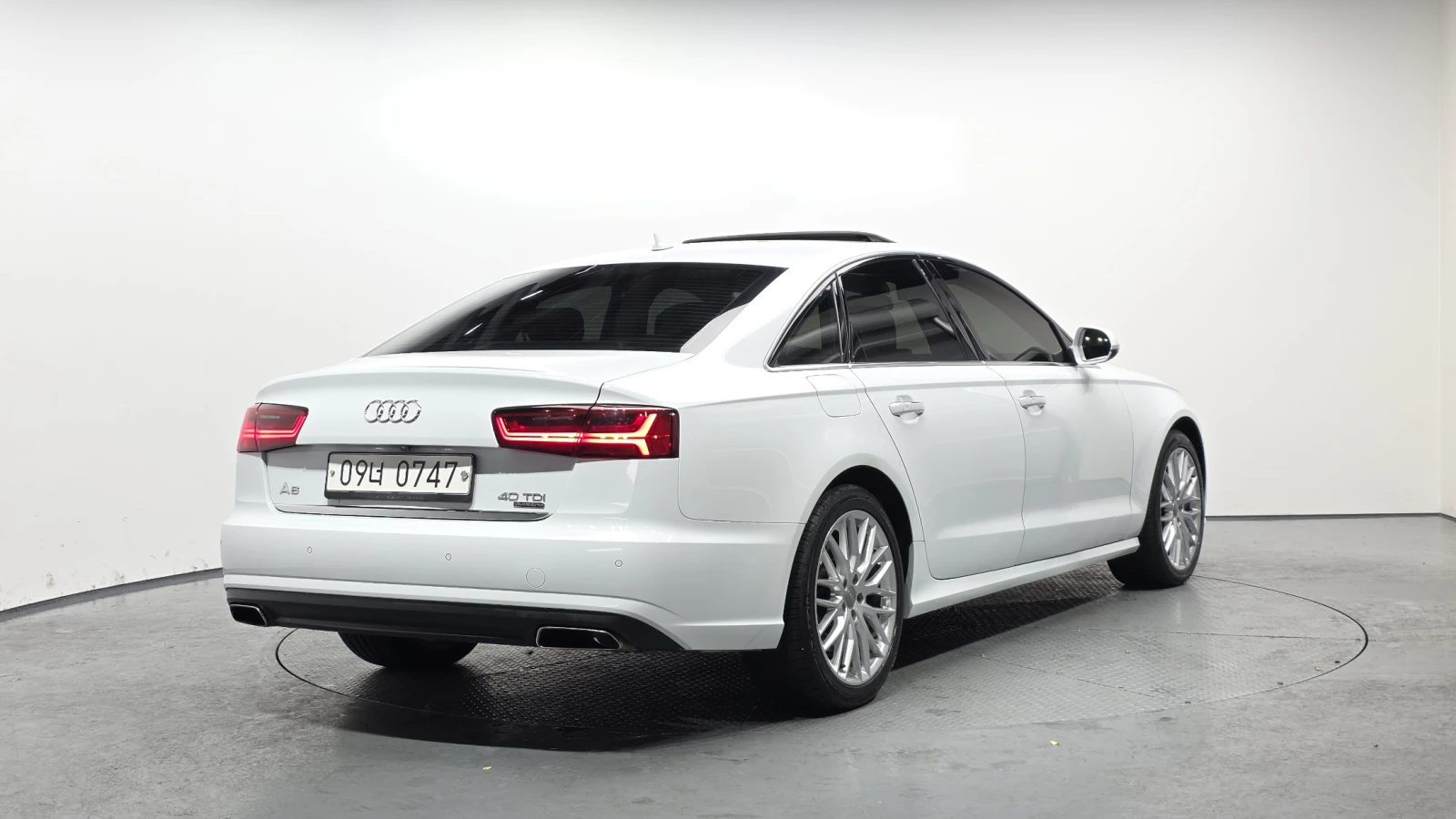 Audi A6 3.0TDI/FACE/Пълна сервизна история !!! - изображение 2