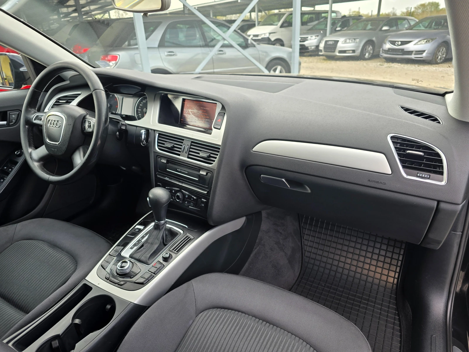 Audi A4 2.0 TDI 143кс ! ! АВТОМАТИК ! ! , снимка 9 - Автомобили и джипове - 54249926