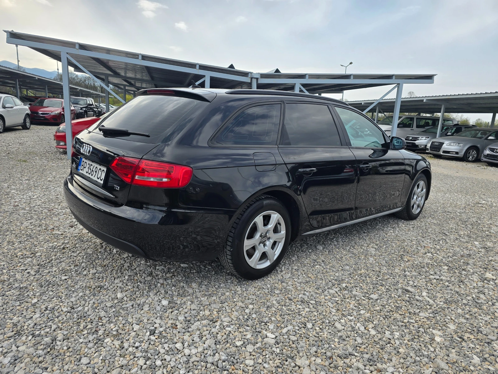 Audi A4 2.0 TDI 143кс ! ! АВТОМАТИК ! ! , снимка 5 - Автомобили и джипове - 54249926