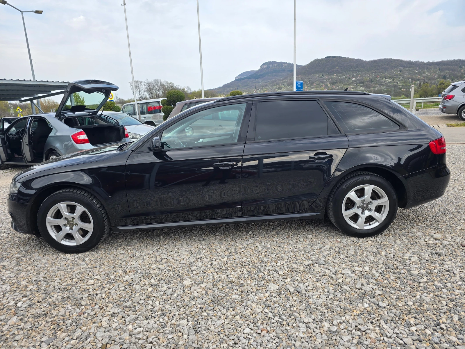 Audi A4 2.0 TDI 143кс ! ! АВТОМАТИК ! ! , снимка 2 - Автомобили и джипове - 54249926