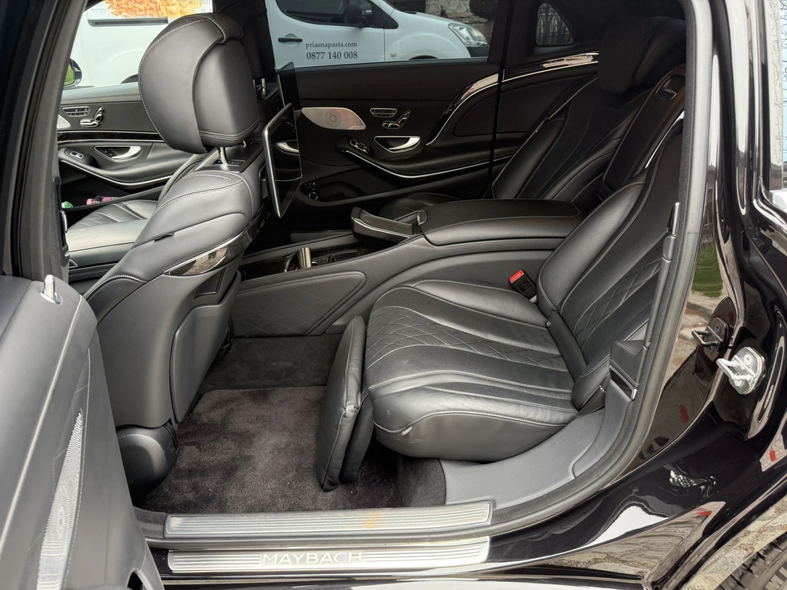 Mercedes-Benz S 560 Maybach, снимка 12 - Автомобили и джипове - 54296001