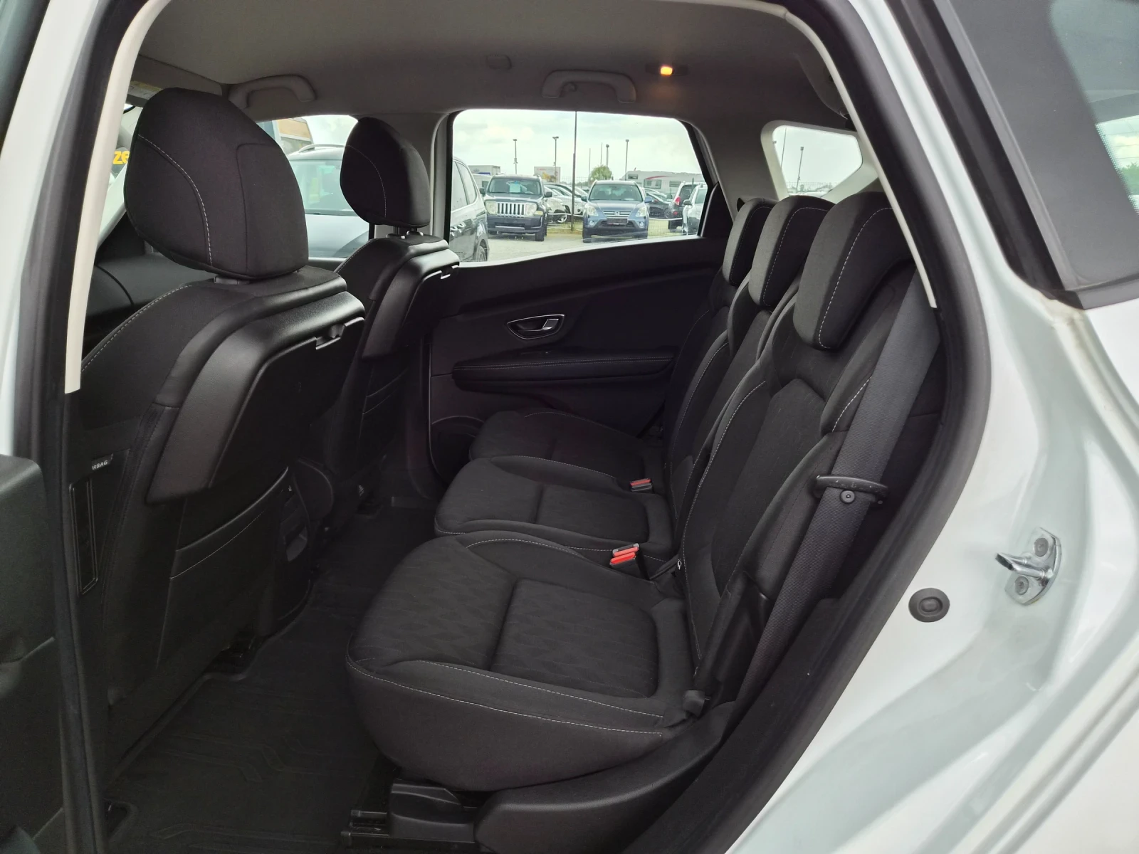 Renault Scenic 1.3TCE 116�� EURO 6B | Mobile.bg � ����������� 15