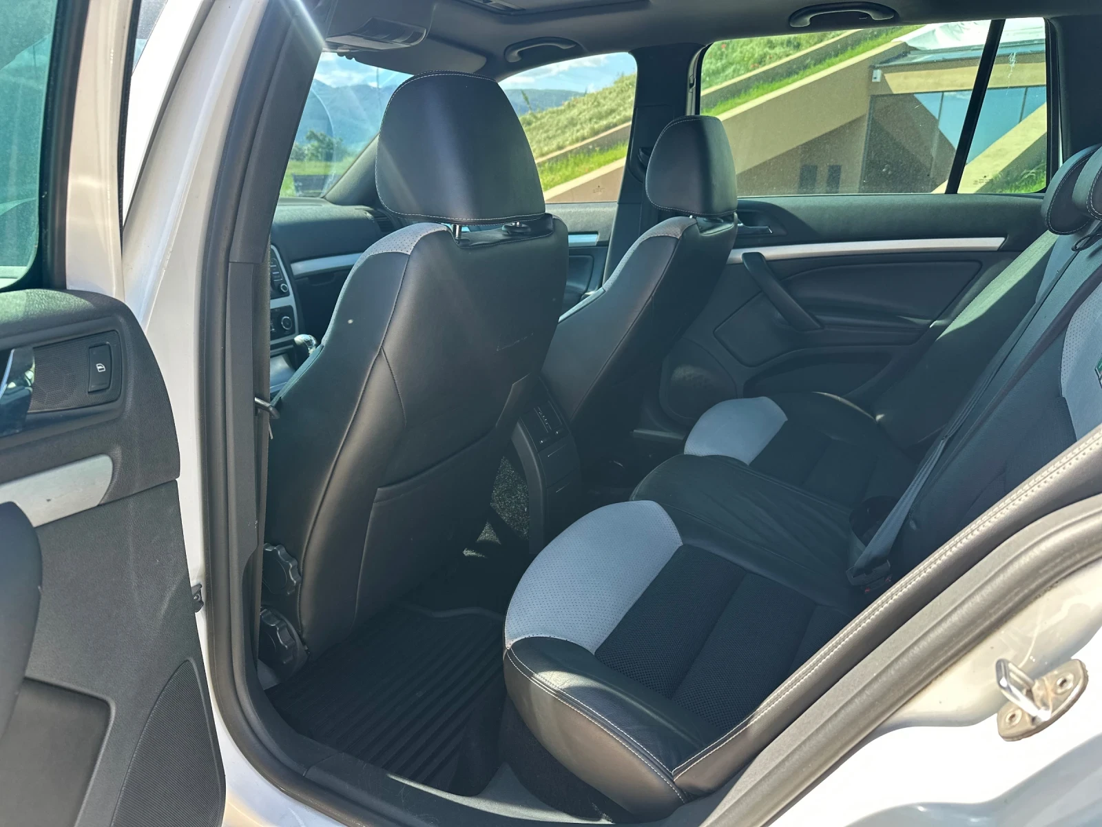 Skoda Octavia 2.0 TDI VRS | Mobile.bg � ����������� 10