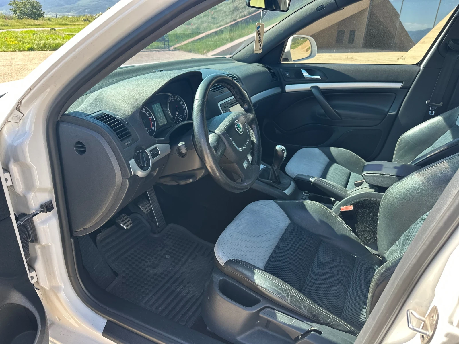 Skoda Octavia 2.0 TDI VRS | Mobile.bg � ����������� 9