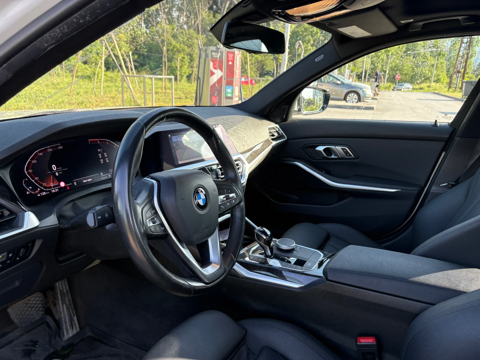 BMW 330 xi, снимка 5 - Автомобили и джипове - 55385518