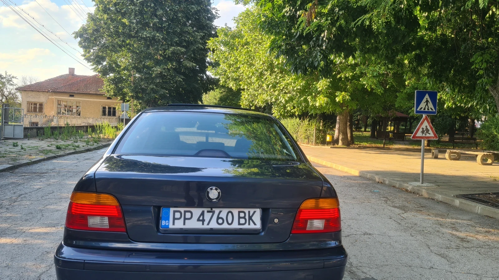 BMW 520, снимка 2 - Автомобили и джипове - 55458706