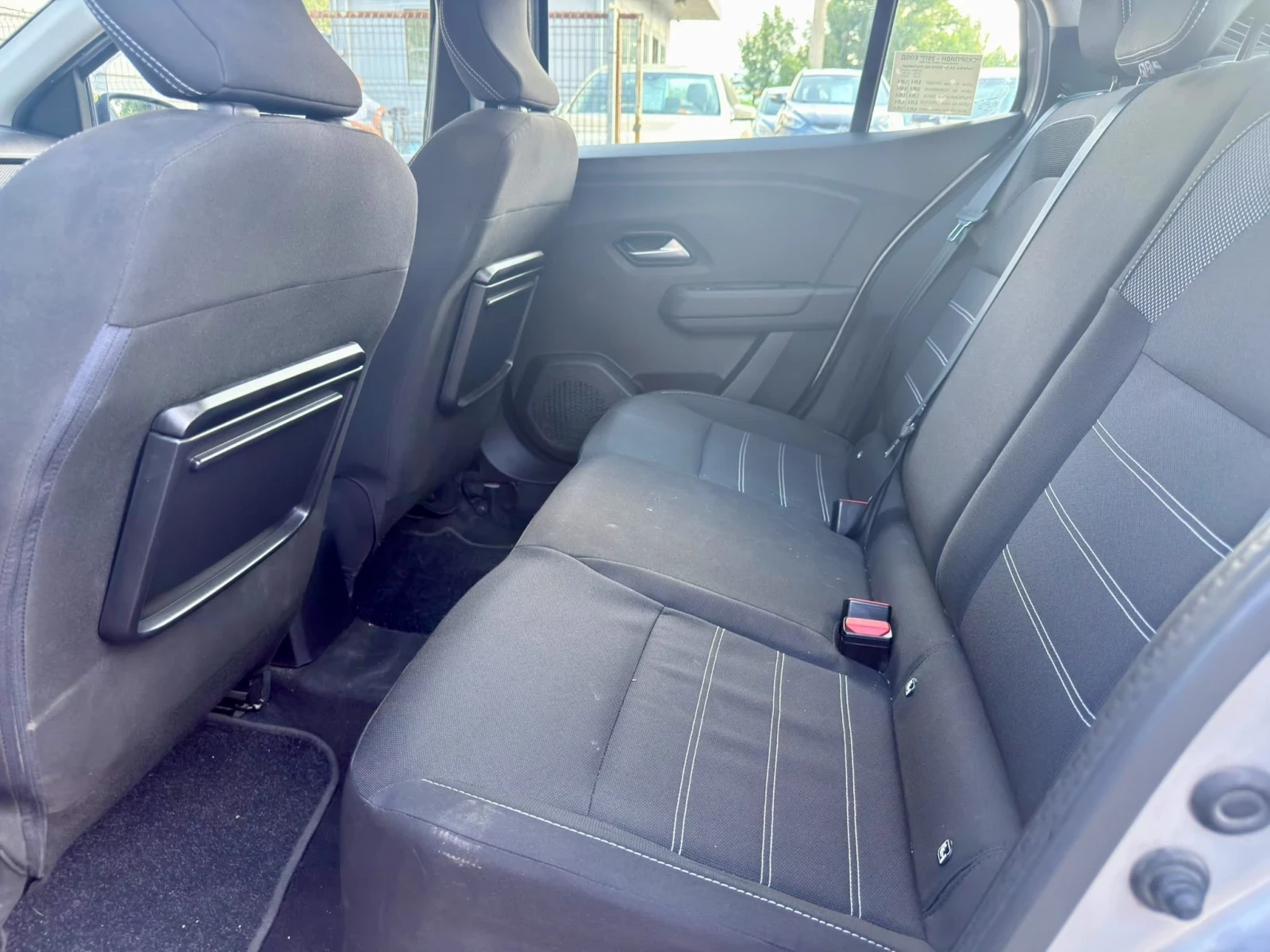 Dacia Logan 1.0 газ/ бензин фабричен, снимка 8 - Автомобили и джипове - 55472488