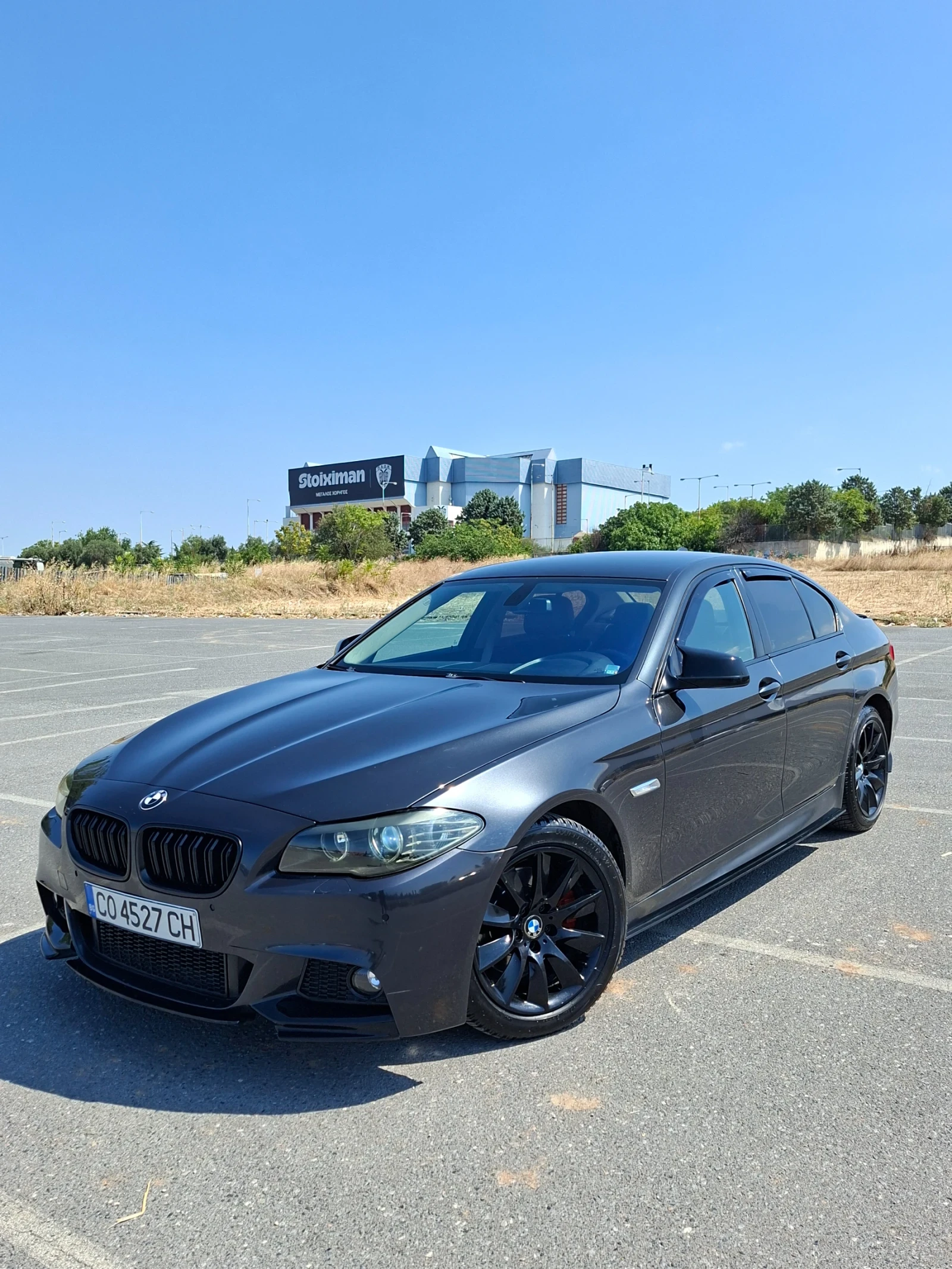 BMW 523