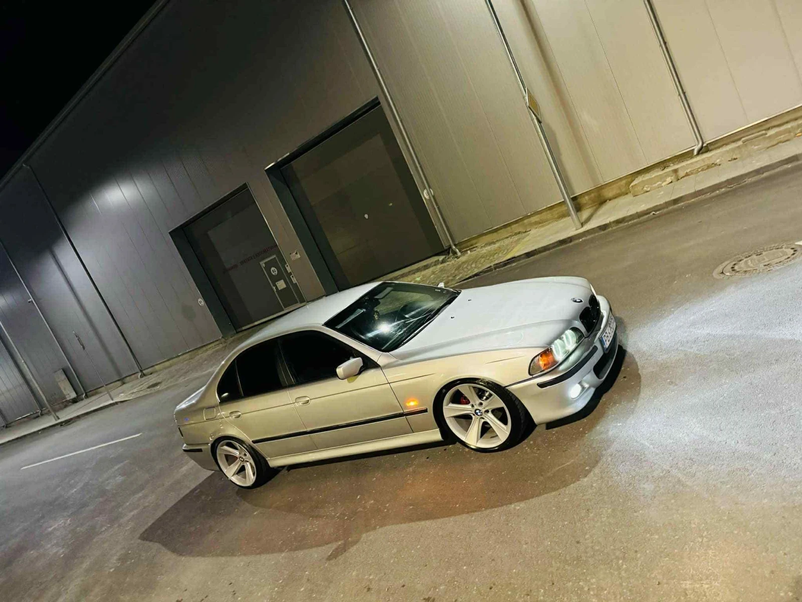 BMW 530, снимка 4 - Автомобили и джипове - 55660151