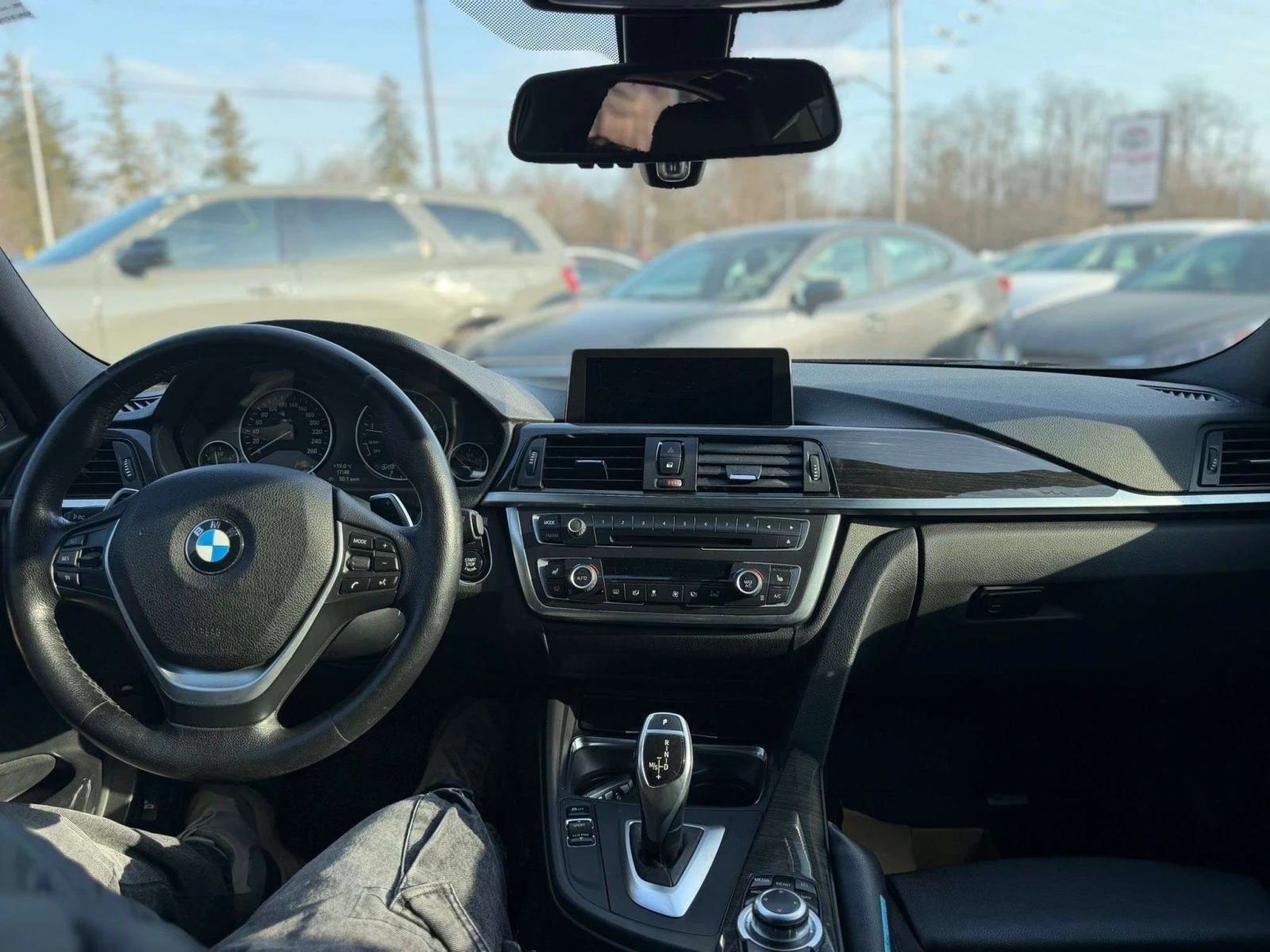 BMW 335 / АВТОКРЕДИТ БЕЗ ПЪРВОНАЧАЛНА ВНОСКА , снимка 13 - Автомобили и джипове - 56127467
