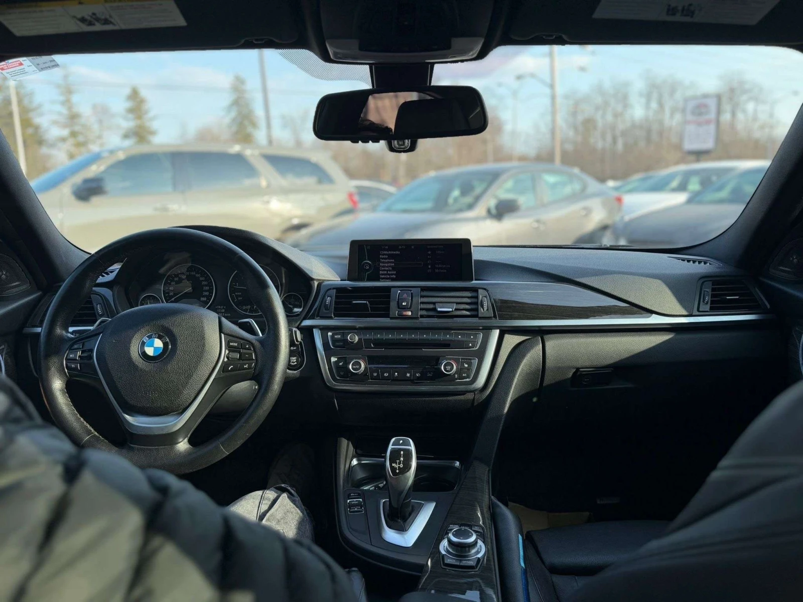 BMW 335 / АВТОКРЕДИТ БЕЗ ПЪРВОНАЧАЛНА ВНОСКА , снимка 15 - Автомобили и джипове - 56127467