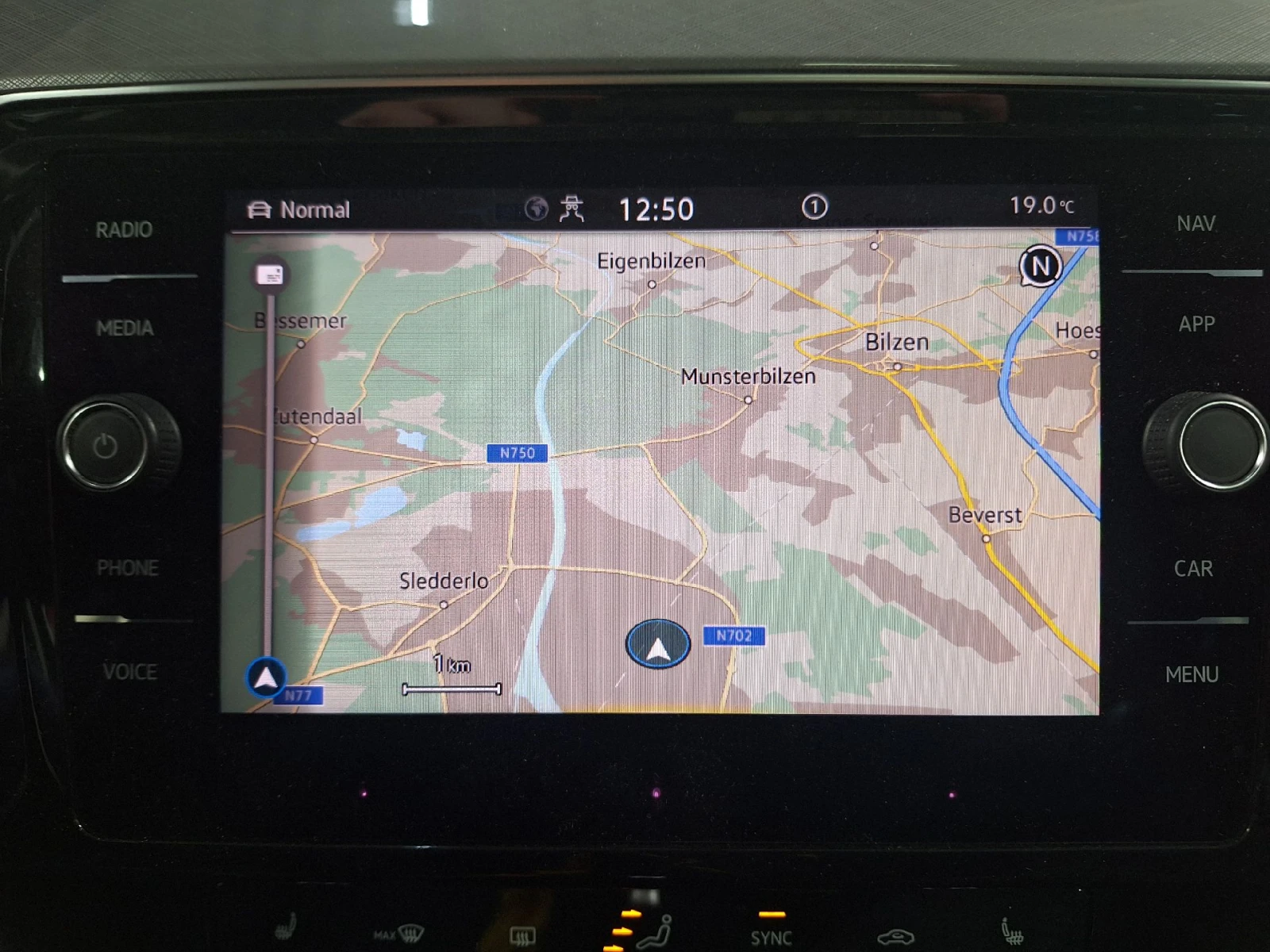 VW Passat Panorama Navi Auto, снимка 14 - Автомобили и джипове - 56354483