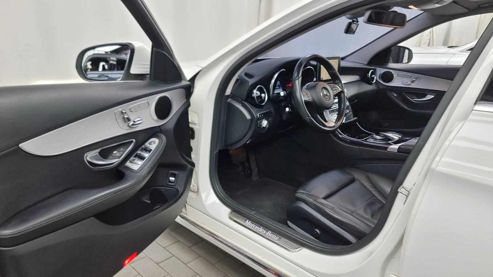 Mercedes-Benz C 220 ��. �������� HUD ��� ������ ����* encareu.com | Mobile.bg � ����������� 10