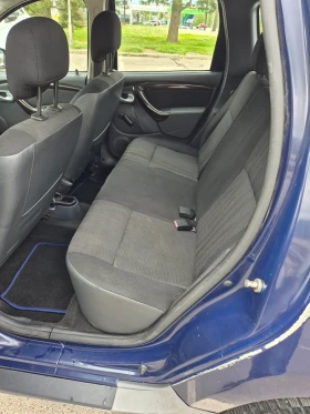 Dacia Duster 1.6 фабрична газ. , снимка 11