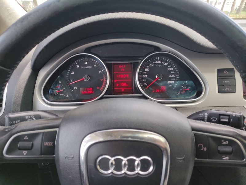 Audi Q7 3.0 бензин 277 к.с., снимка 11 - Автомобили и джипове - 45747426