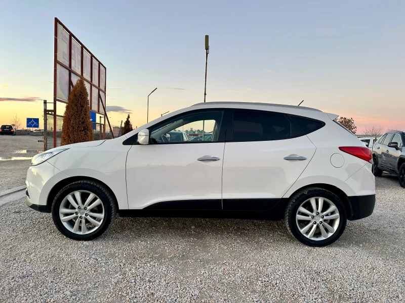 Hyundai IX35 2.0crdi 184кс 4* 4, снимка 2 - Автомобили и джипове - 48370475