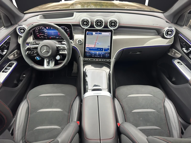 Mercedes-Benz GLC 43 AMG 4M* BURM* PANO* HEAD UP* KEYLESS* EXCLUSIVE, снимка 13 - Автомобили и джипове - 52321656