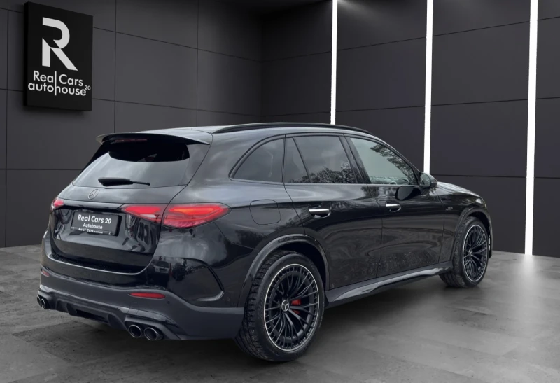 Mercedes-Benz GLC 43 AMG 4M* BURM* PANO* HEAD UP* KEYLESS* EXCLUSIVE, снимка 4 - Автомобили и джипове - 52321656