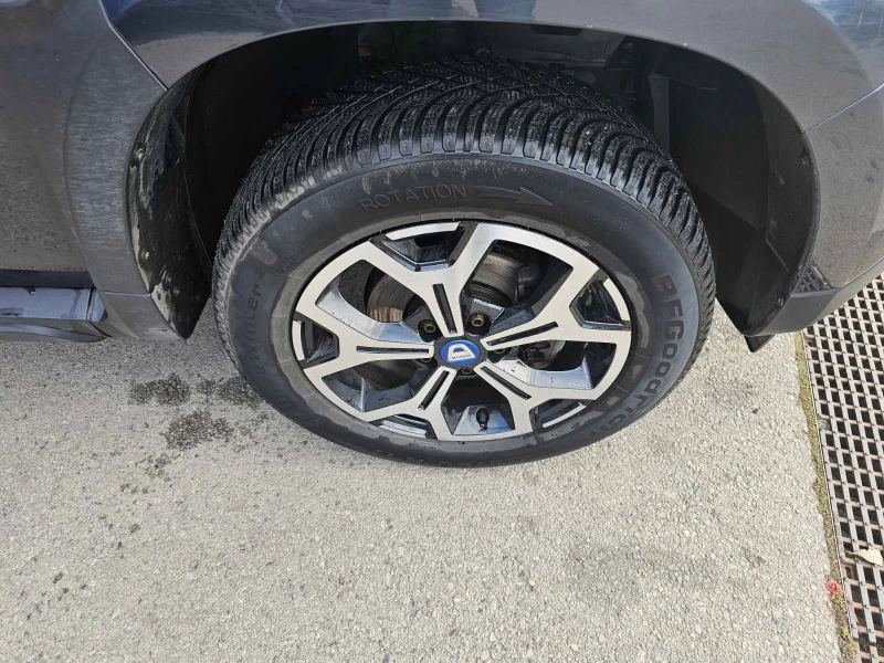 Dacia Duster 1.0 TCe 90 Stop&Start LPG, снимка 15 - Автомобили и джипове - 52889370