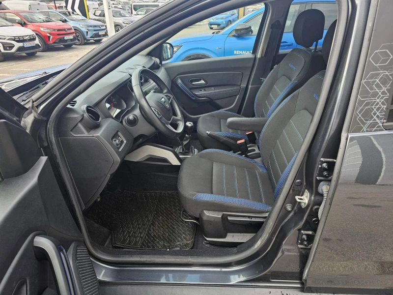 Dacia Duster 1.0 TCe 90 Stop&Start LPG, снимка 13 - Автомобили и джипове - 52889370