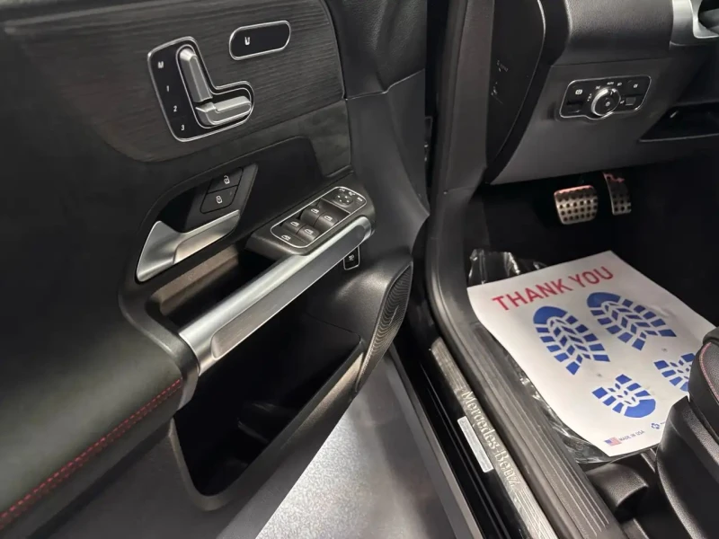 Mercedes-Benz GLB, снимка 9 - Автомобили и джипове - 53166153