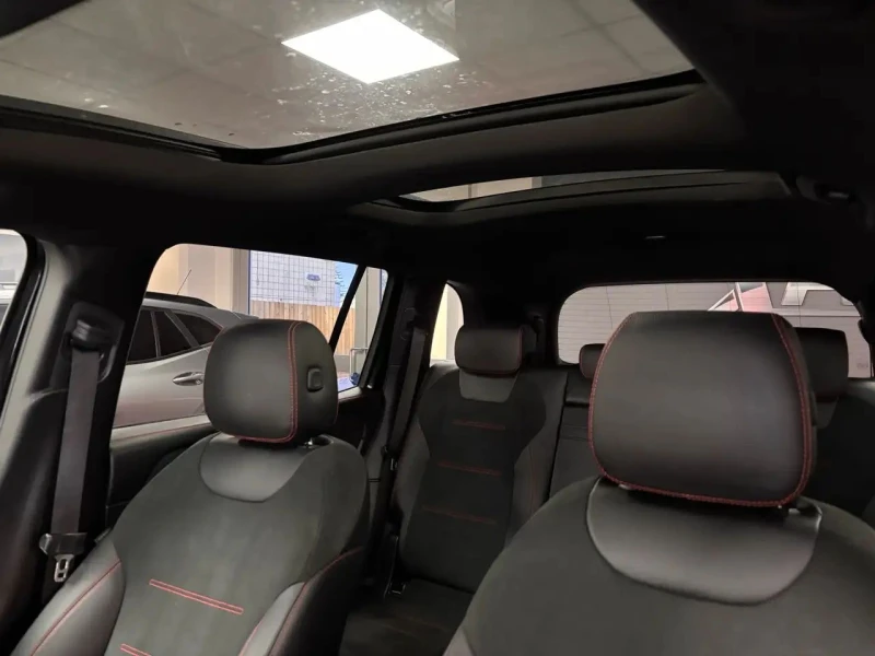 Mercedes-Benz GLB, снимка 12 - Автомобили и джипове - 53166153