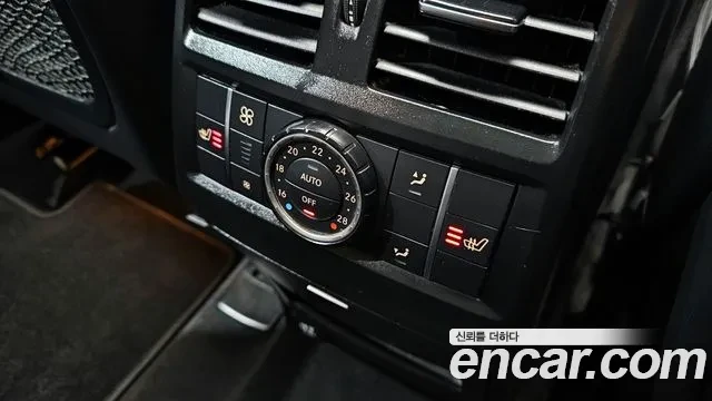 Mercedes-Benz GLE 350 4MATIC, снимка 12 - Автомобили и джипове - 53965923