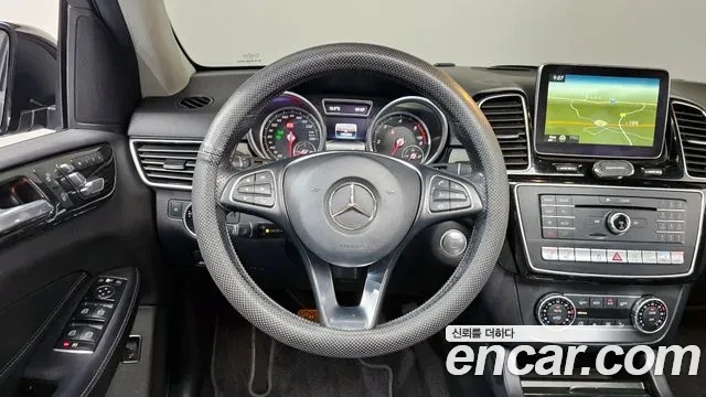 Mercedes-Benz GLE 350 4MATIC, снимка 6 - Автомобили и джипове - 53965923
