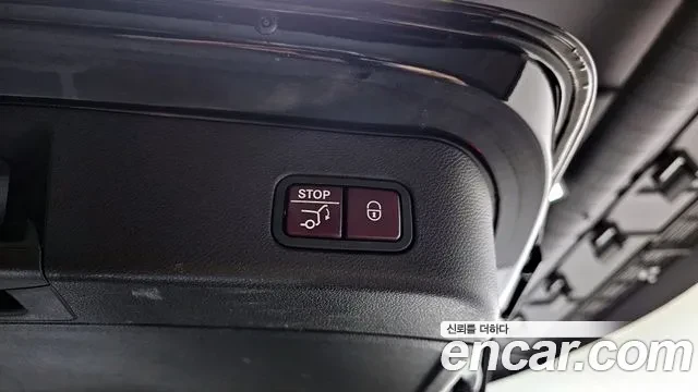 Mercedes-Benz GLE 350 4MATIC, снимка 16 - Автомобили и джипове - 53965923