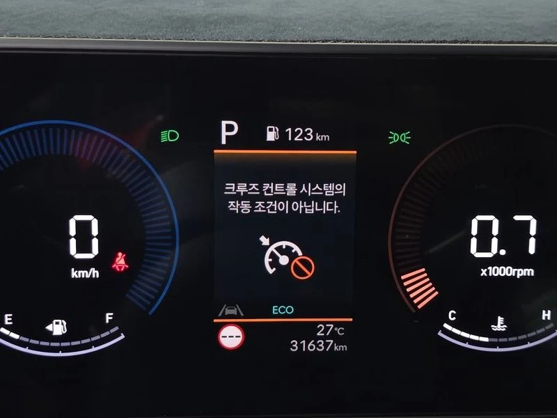 Hyundai Kona * ЦЕНАДОБГ* 1.6* ТУРБО* БЕНЗИН* 2WD* , снимка 7 - Автомобили и джипове - 55603760