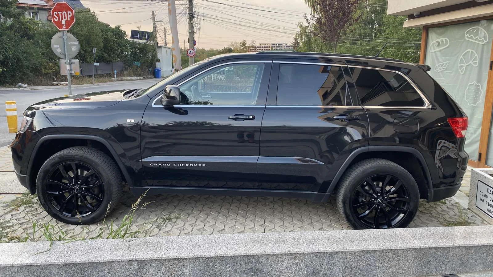 Jeep Grand cherokee 3.0 KeylessGo\Панорама\Камера - изображение 4