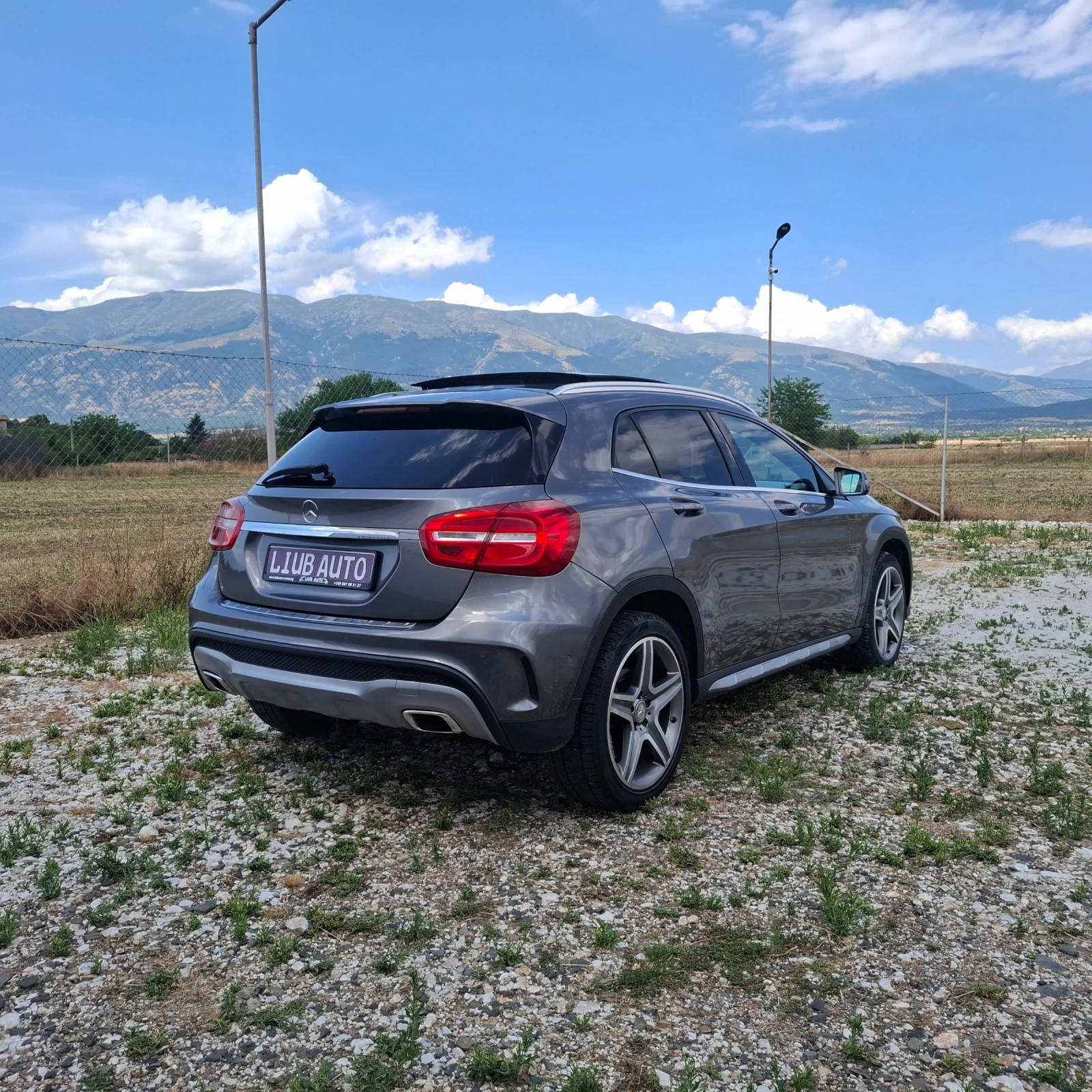 Mercedes-Benz GLA 220 Германия  4Matic AMG 170 kc - изображение 6