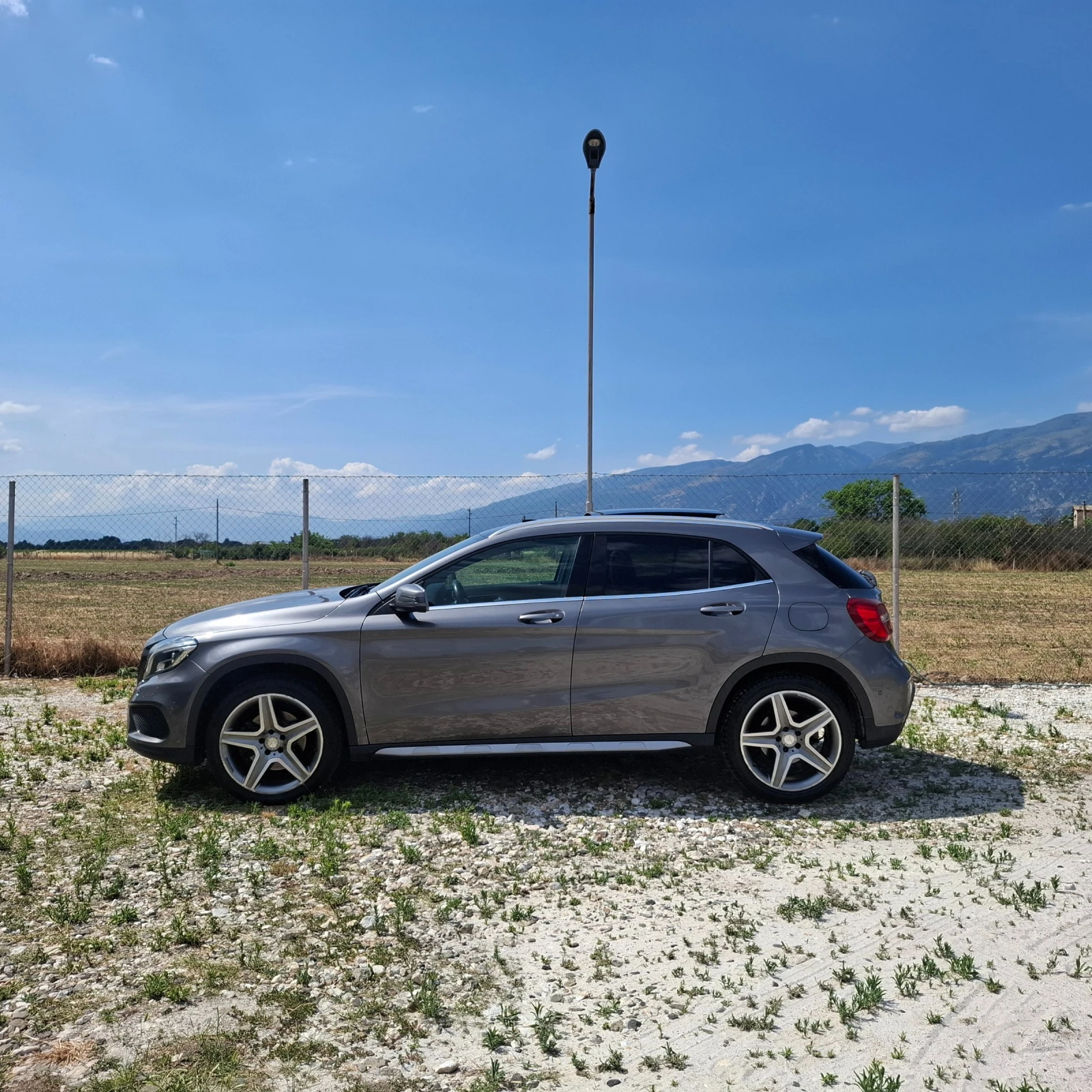Mercedes-Benz GLA 220 Германия  4Matic AMG 170 kc - изображение 4
