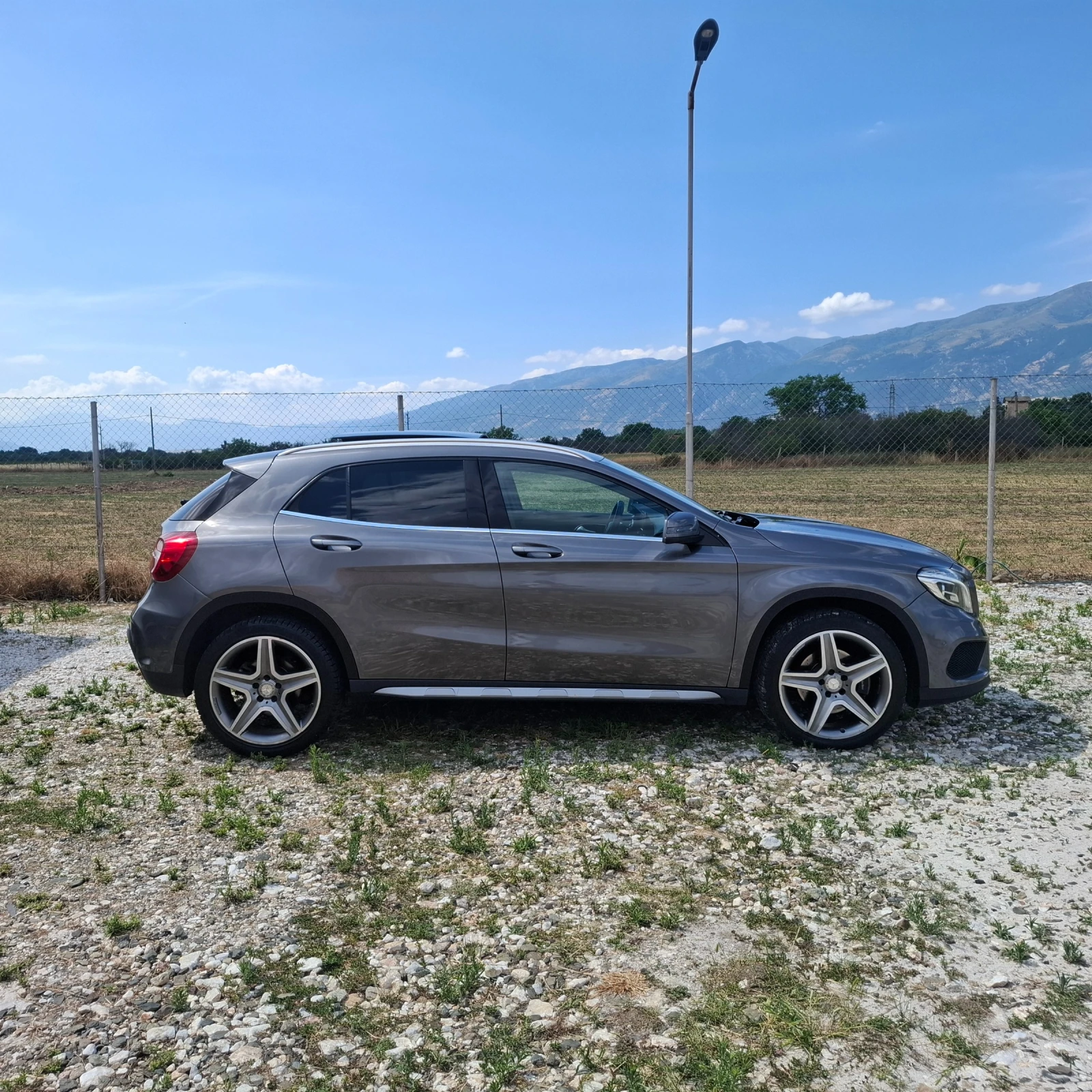 Mercedes-Benz GLA 220 Германия  4Matic AMG 170 kc - изображение 5
