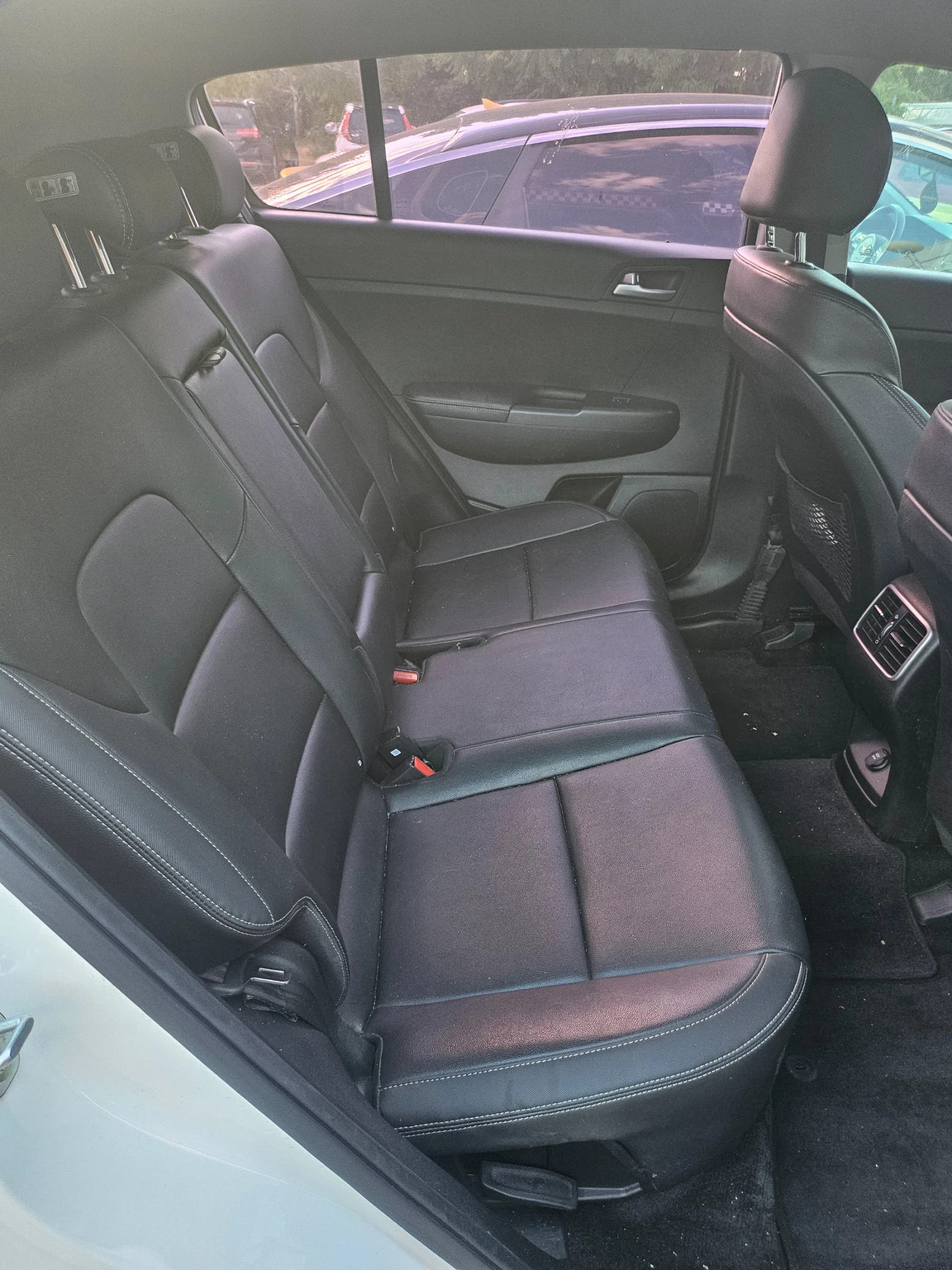 Kia Sportage 1.7 Дизел - изображение 9