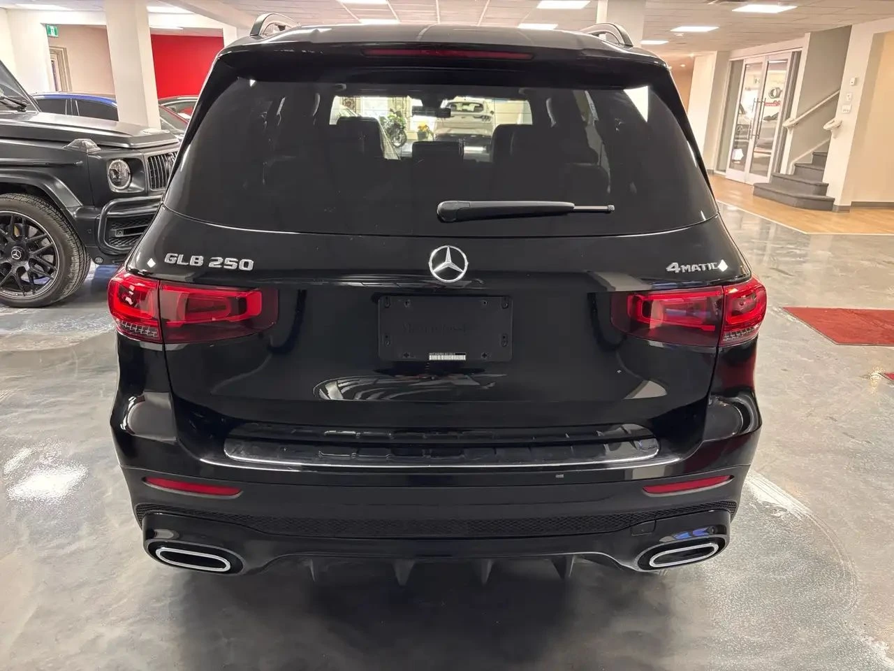 Mercedes-Benz GLB  - изображение 4