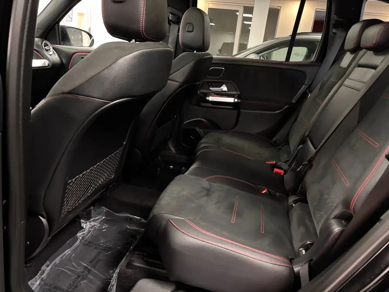 Mercedes-Benz GLB | Mobile.bg � ����������� 13