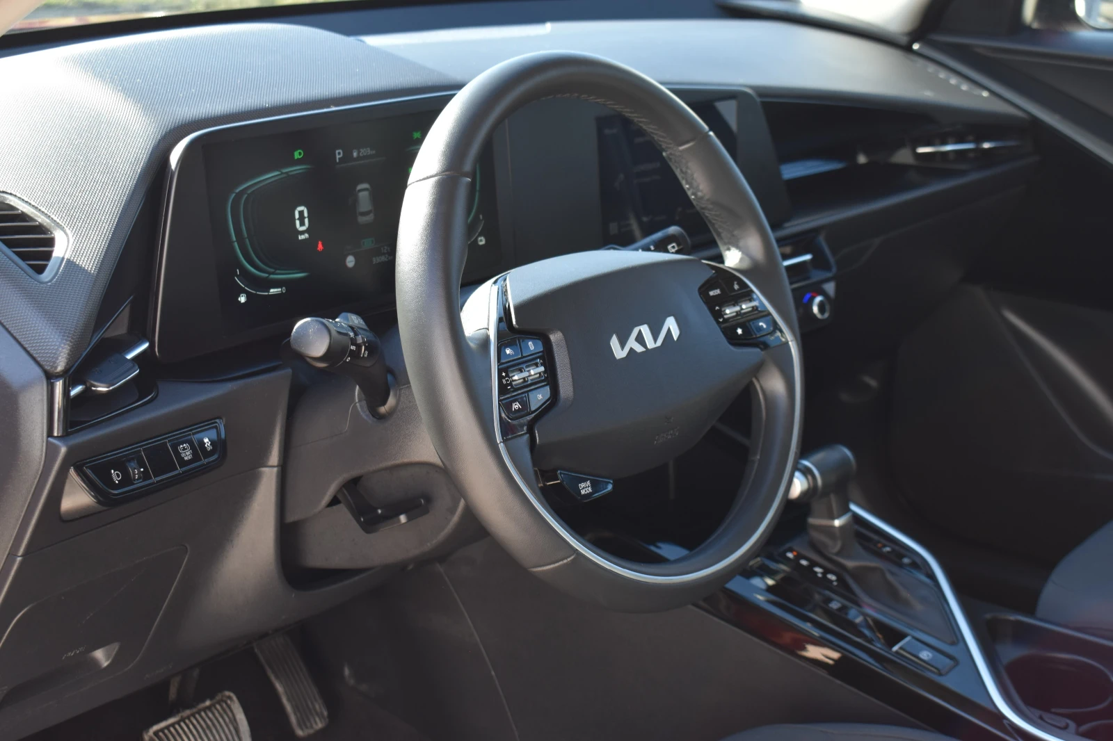 Kia Niro 1.6HYBRID* 32KW/h, снимка 10 - Автомобили и джипове - 53784306